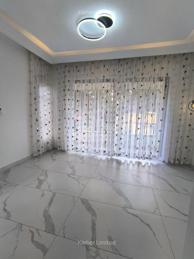 4 Bed House with En Suite at Muhuri Road - 16