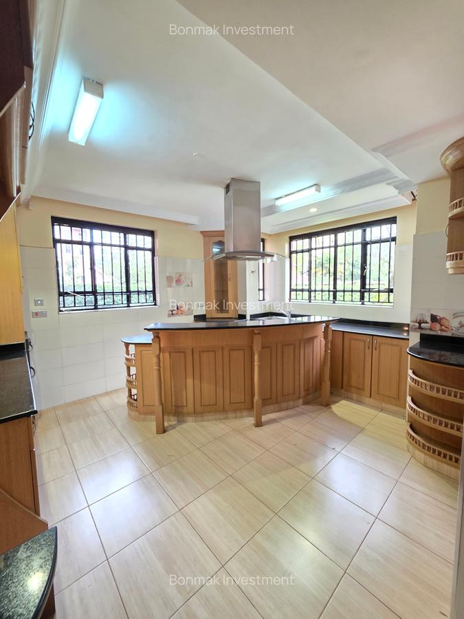 4 Bed Townhouse with En Suite at Lavington Green - 8