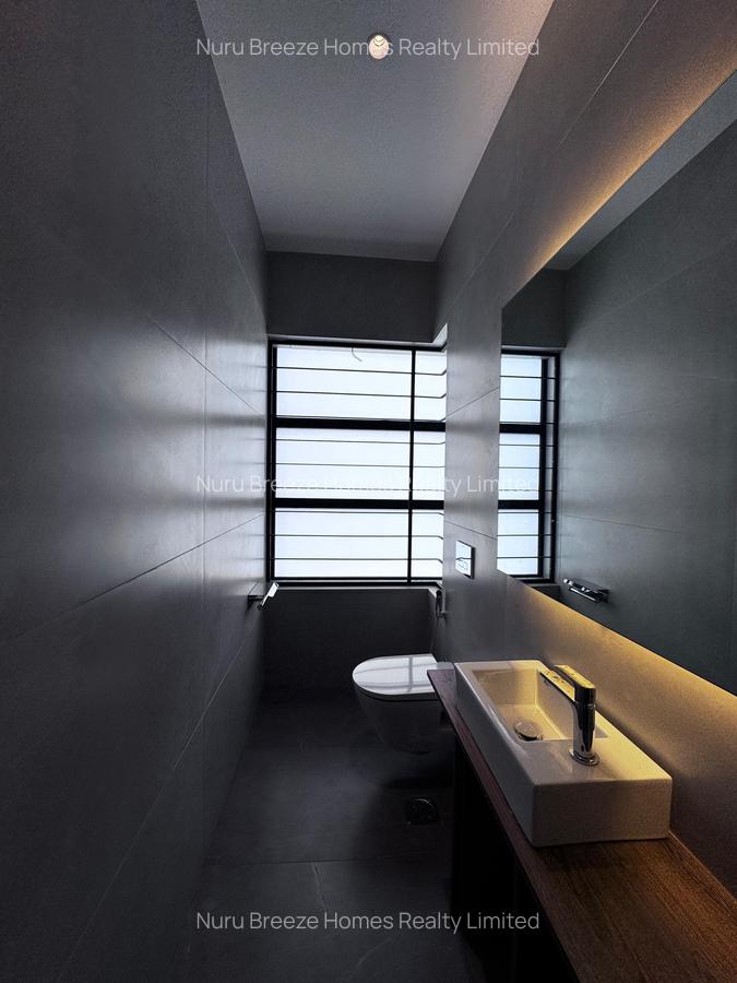 4 Bed Townhouse with En Suite in Loresho - 16