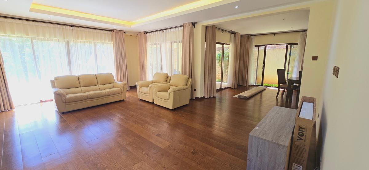 5 Bed Townhouse with En Suite at Convent Drive - 11