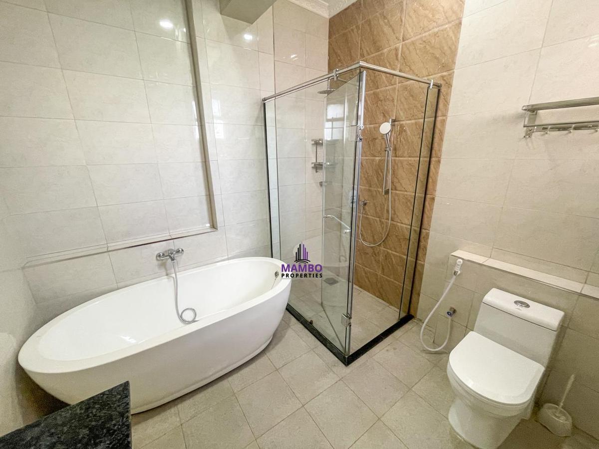 4 Bed Apartment with En Suite at General Mathenge - 17