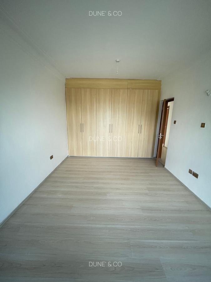 3 Bed Apartment with En Suite in Westlands Area - 17