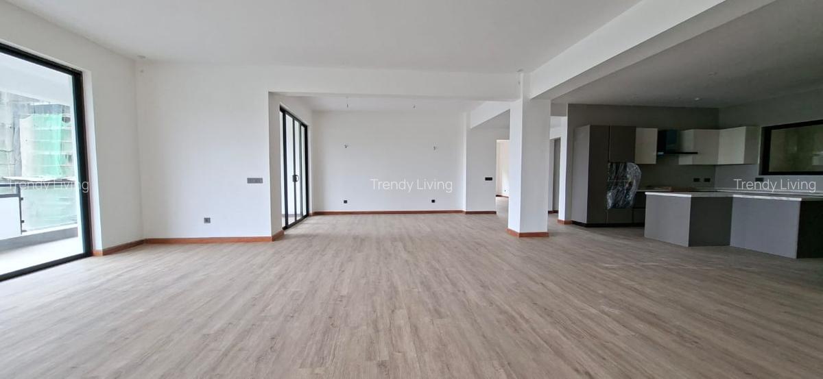 Serviced 4 Bed Apartment with En Suite in Westlands Area - 4