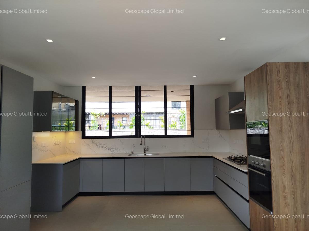 4 Bed House with En Suite in Loresho - 18
