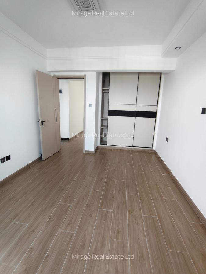 5 Bed Apartment with Swimming Pool in Kilimani - 9