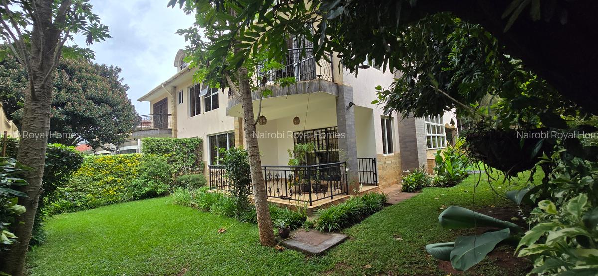 5 Bed Townhouse with En Suite at Spring Valley - 2