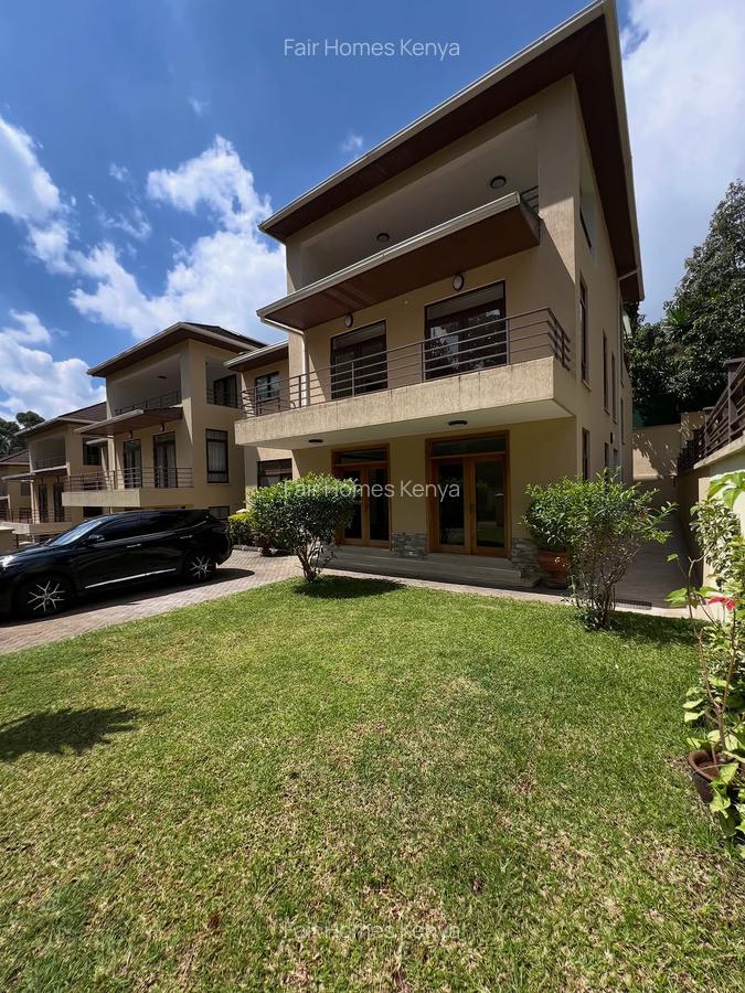 5 Bed Townhouse with En Suite at Lavington Green - 2