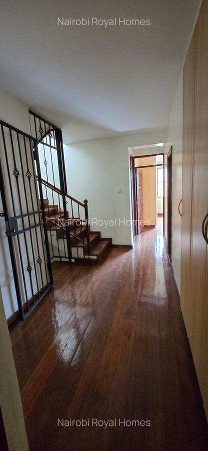 5 Bed Townhouse with En Suite at Brookside Drive - 15