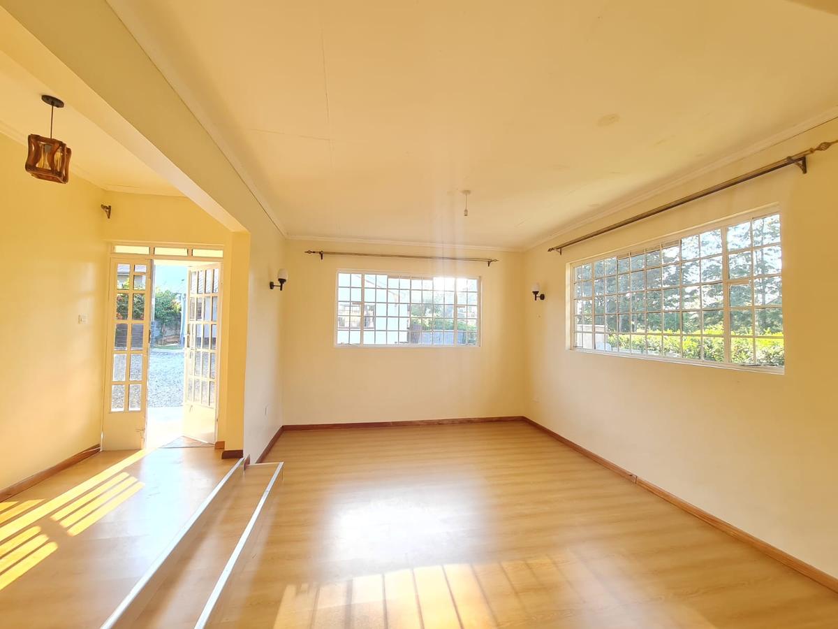 3 Bed House with En Suite at Karen - 2