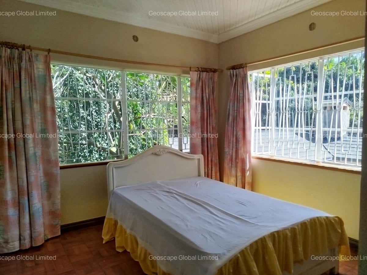 3 Bed House with En Suite in Runda - 5