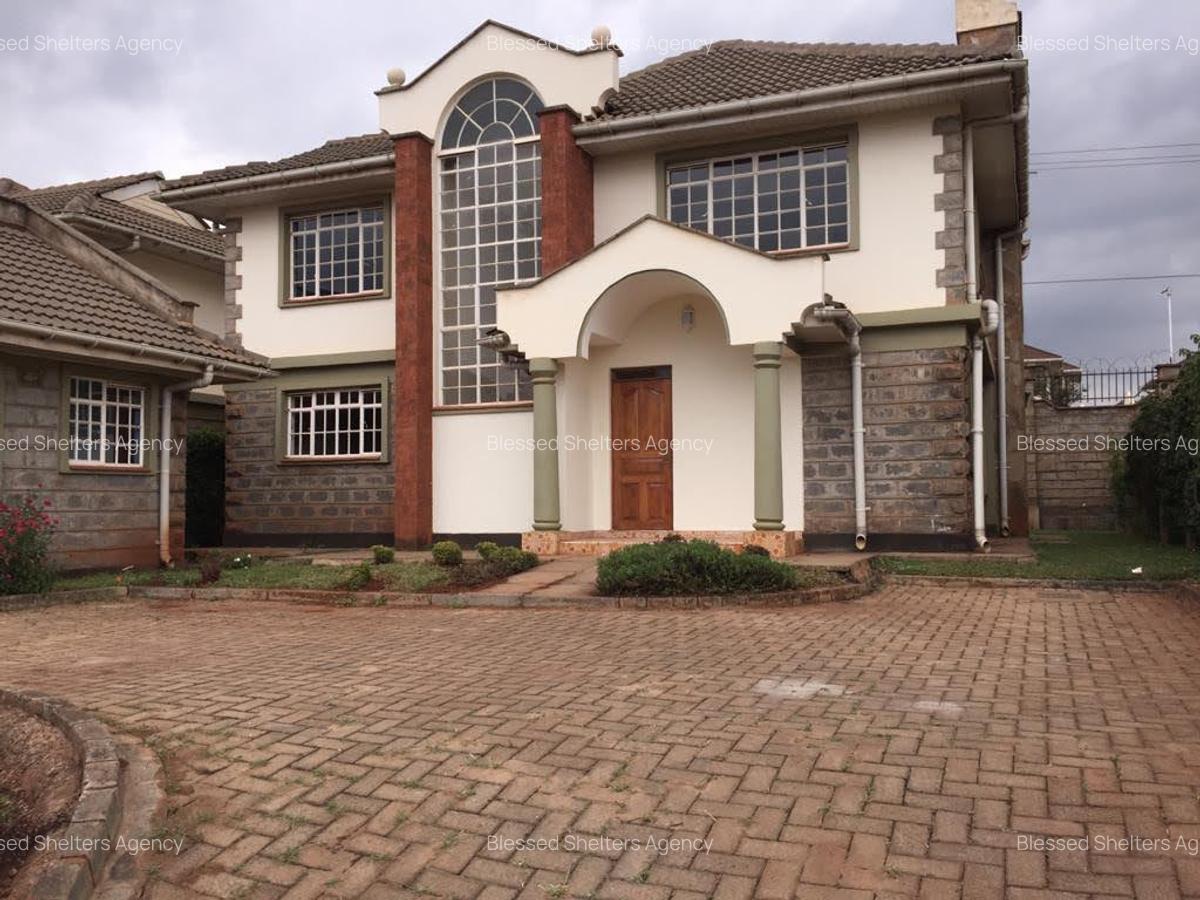 4 Bed Villa with En Suite in Kiambu Road - 14