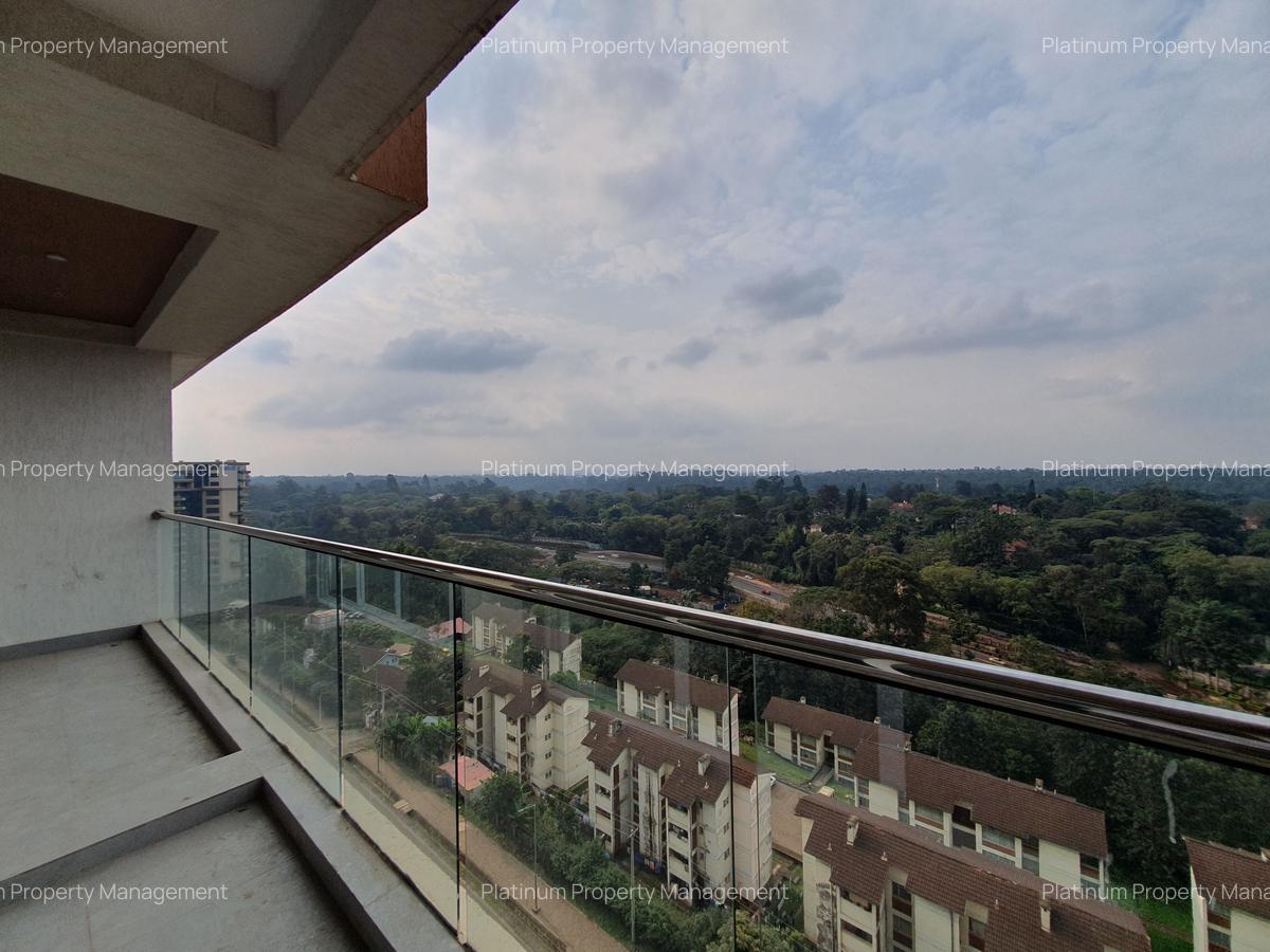 3 Bed Apartment with En Suite in Parklands - 12
