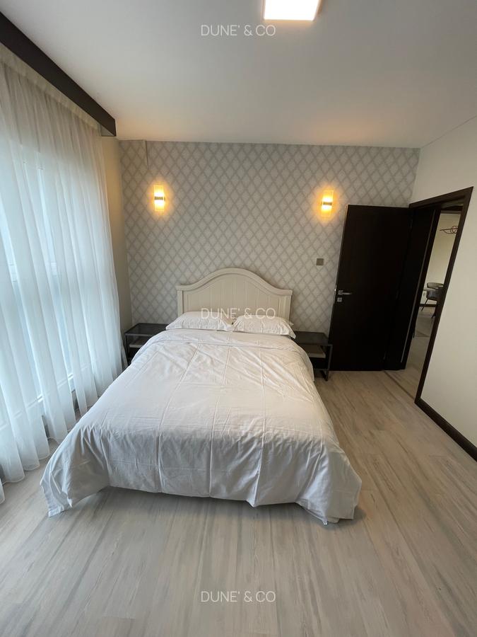 Serviced 2 Bed Apartment with En Suite in Riverside - 15