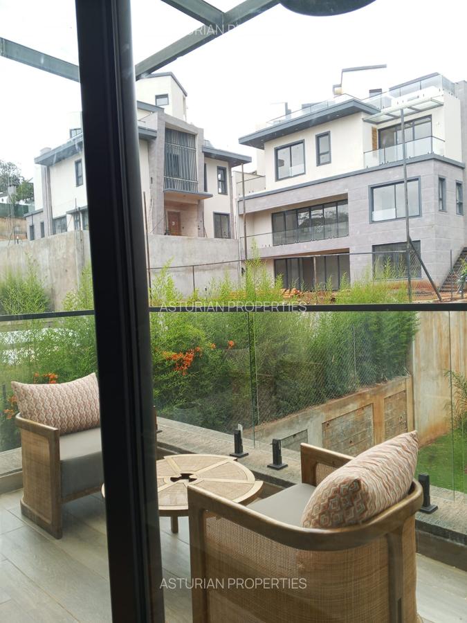 4 Bed Townhouse with En Suite in Westlands Area - 10