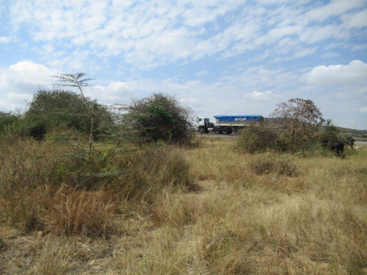 Commercial Land at Maanzoni - 3