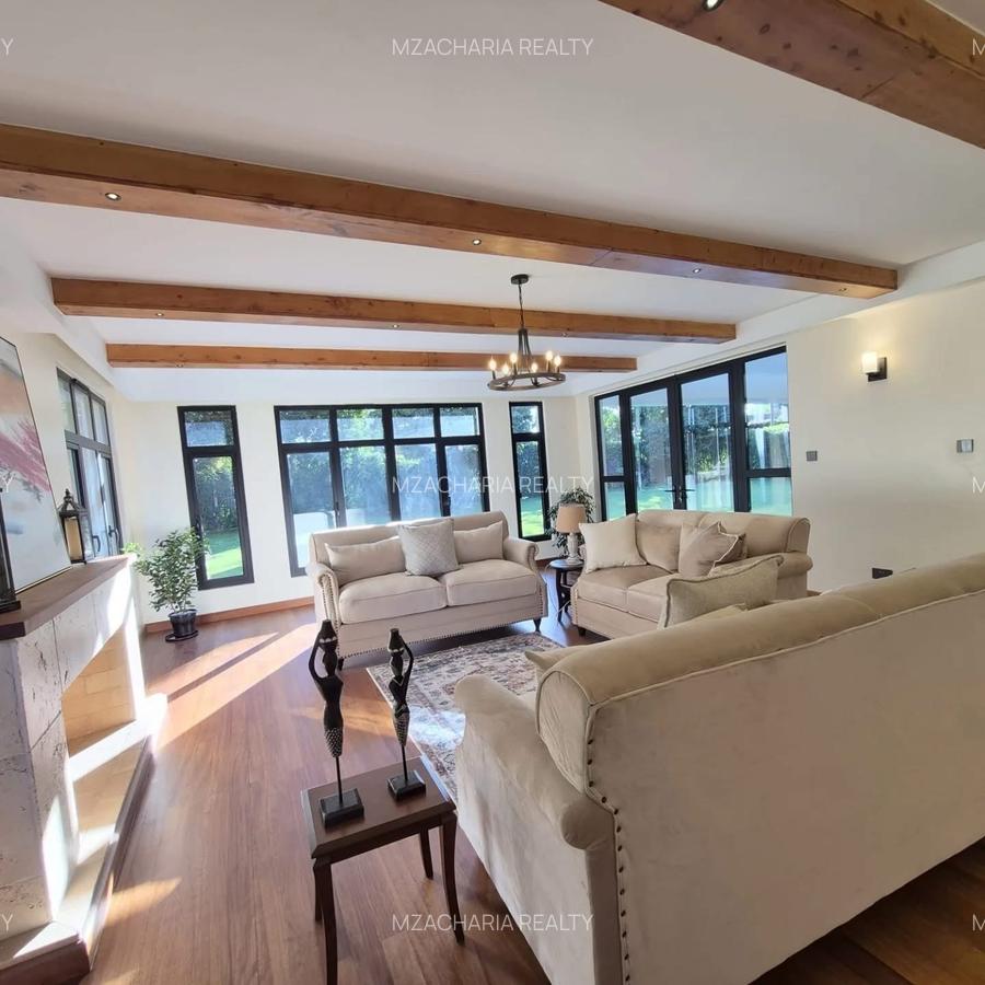 5 Bed Villa with En Suite in Runda - 6