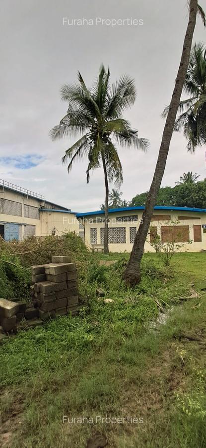 Warehouse in Kikambala - 14