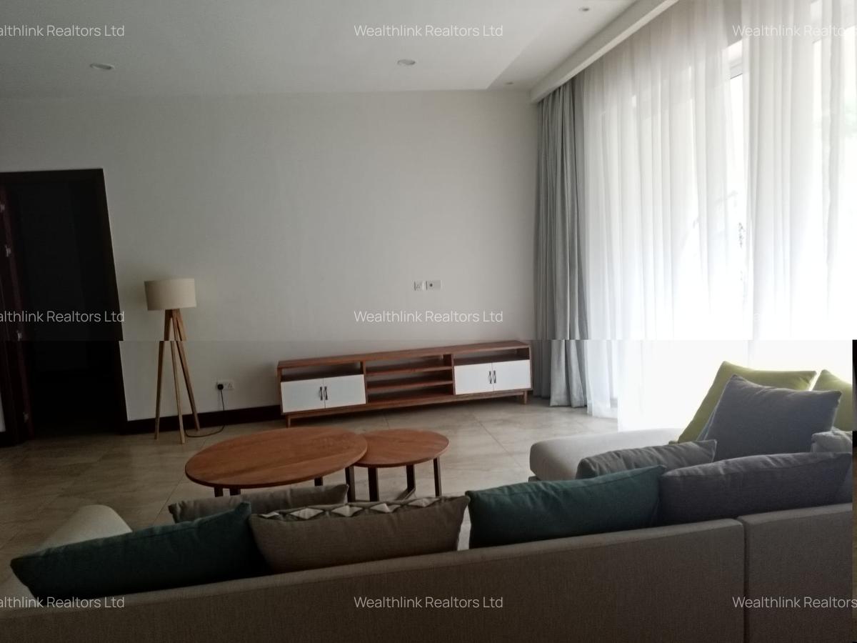 3 Bed Apartment with En Suite at Parklands - 3