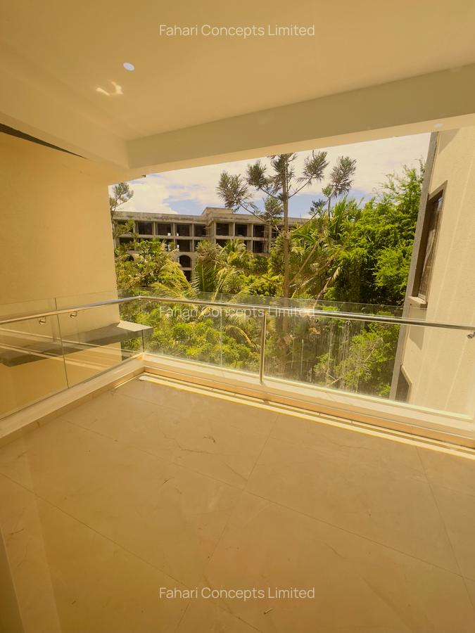 3 Bed Apartment with En Suite in Nyali Area - 16