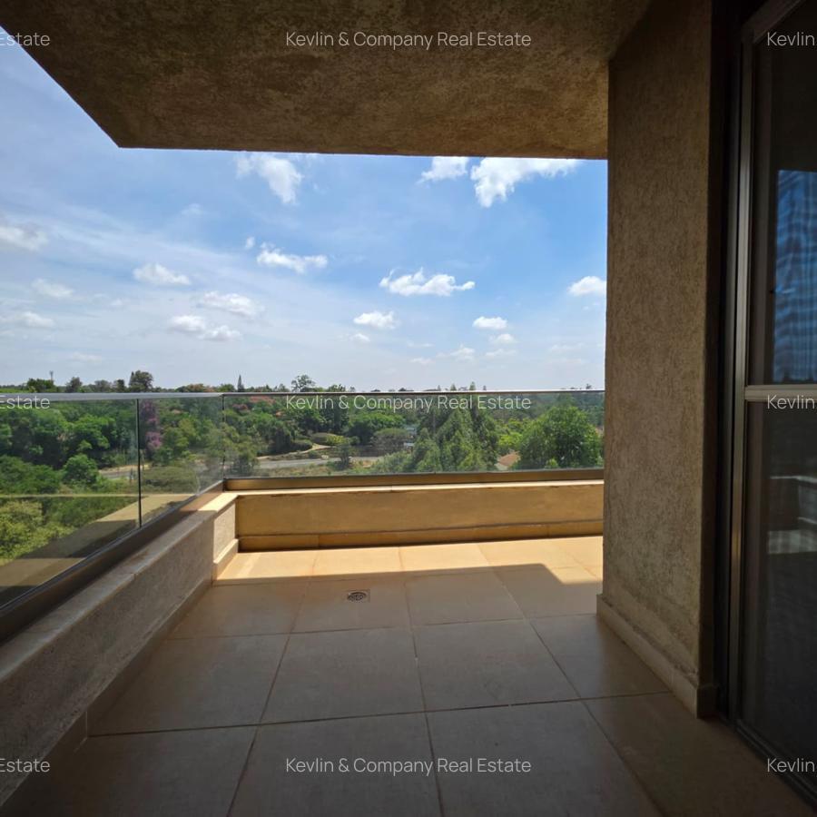 3 Bed Apartment with En Suite in Parklands - 19