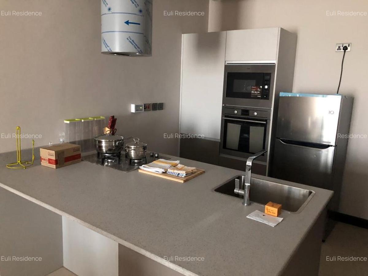 Furnished 1 Bed Apartment with En Suite at Church Rd - 4