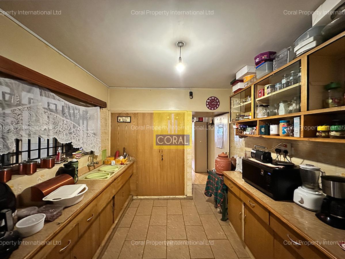 4 Bed Townhouse in Westlands Area - 5