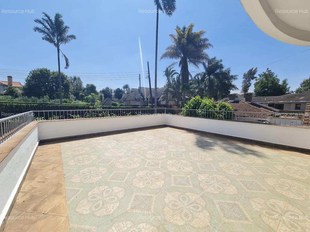 4 Bed House with En Suite at Runda - 10