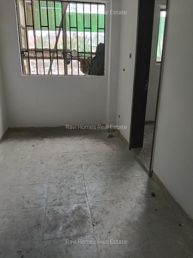 3 Bed Apartment with En Suite at Sports Road - 9