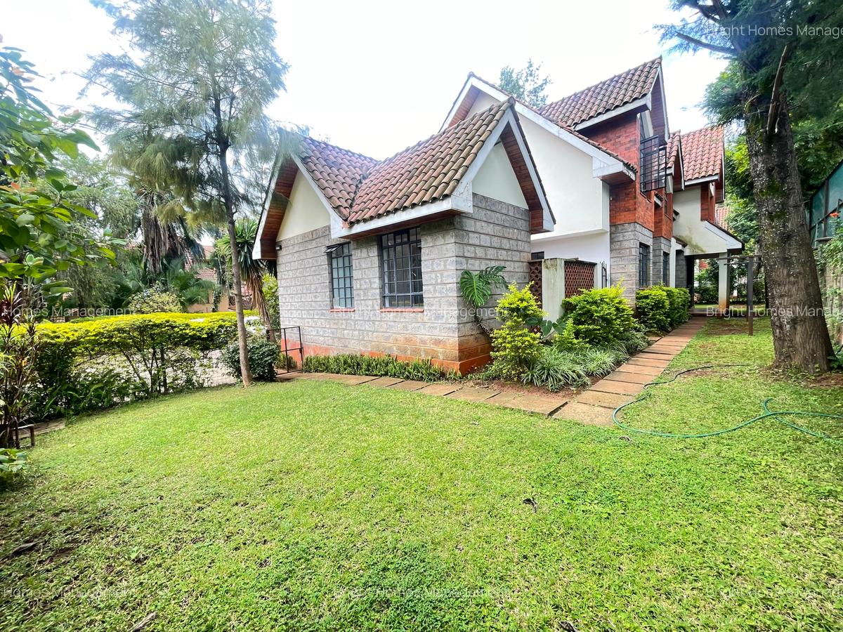 4 Bed Townhouse with En Suite in Lavington - 2