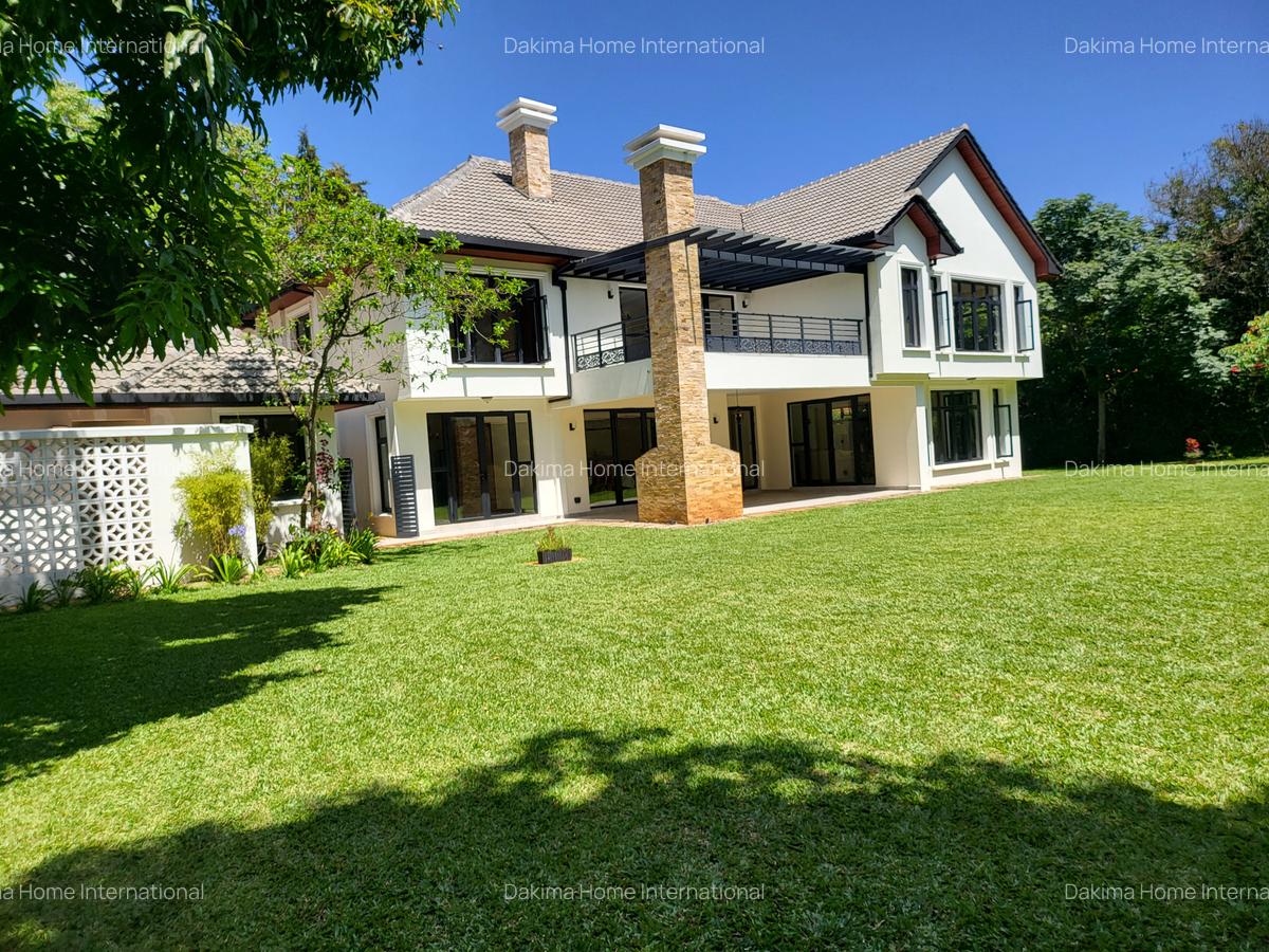 5 Bed House with En Suite in Runda - 20