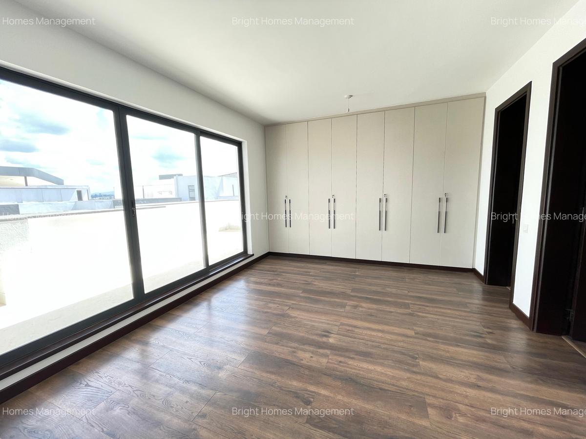 Furnished 5 Bed Apartment with En Suite in Westlands Area - 6