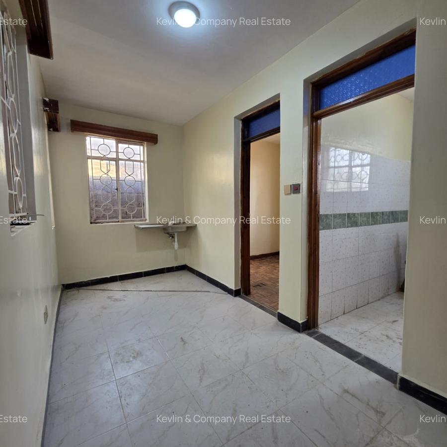 5 Bed Villa with En Suite in Kahawa Sukari - 18
