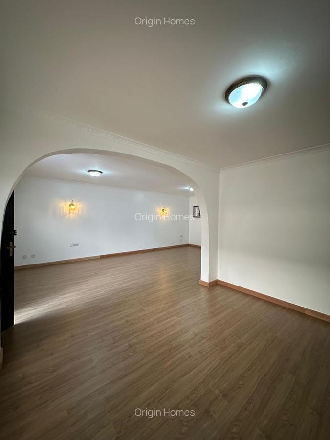 3 Bed Townhouse with En Suite at Westlands - 5