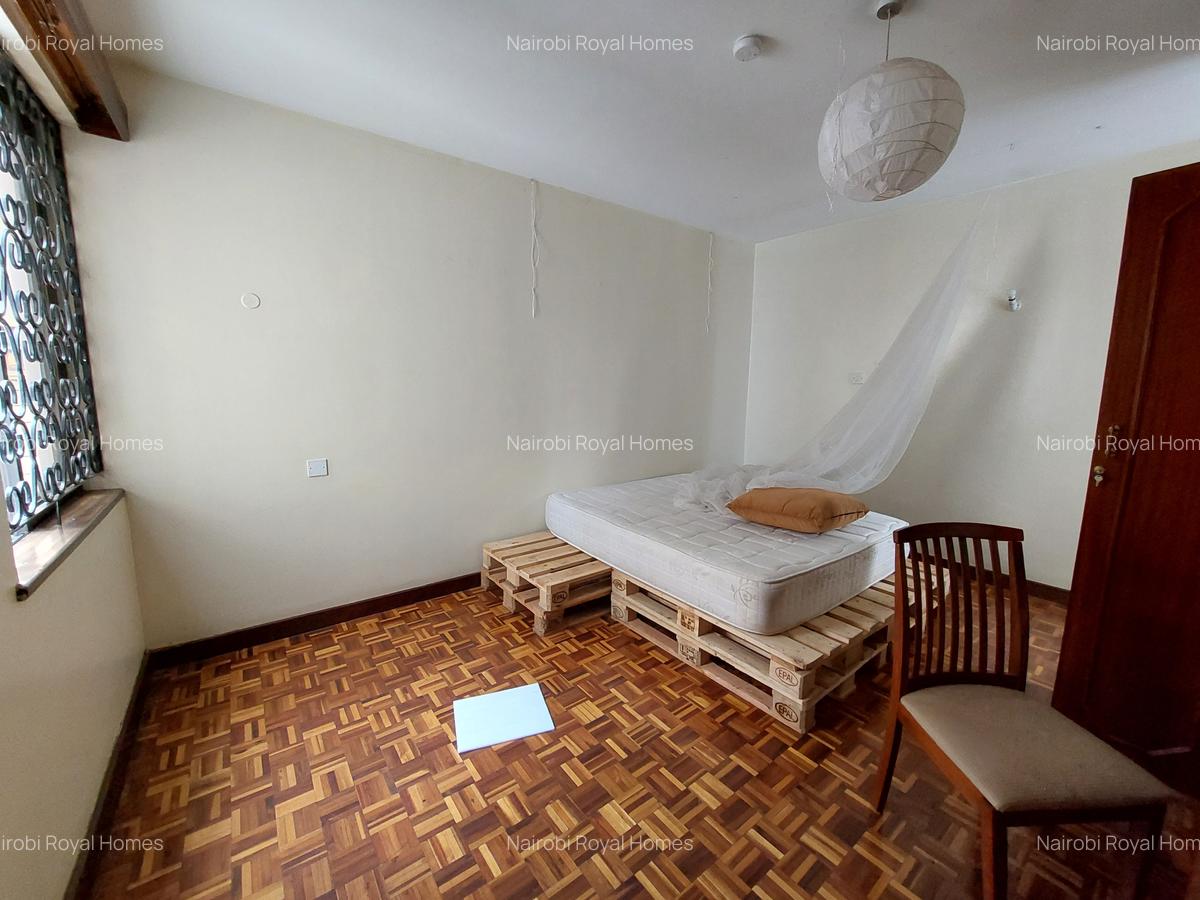 6 Bed Townhouse with En Suite at Kilimani Algeyo Road - 16