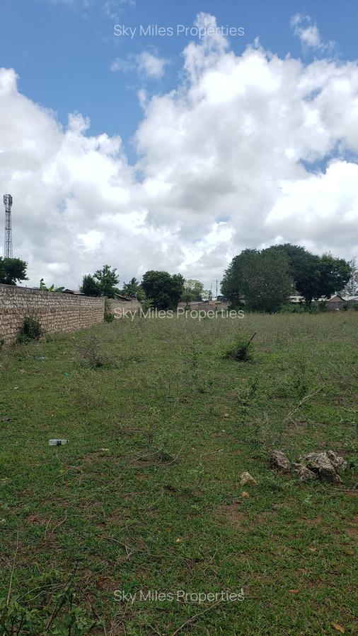 5 ac Land at Mavueni - 5