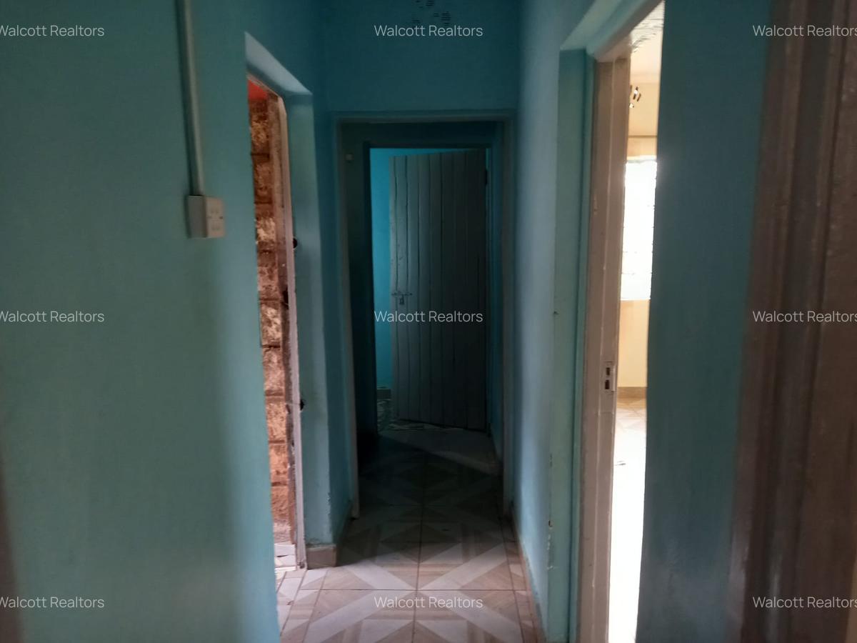 1 Bed Apartment with En Suite in Kasarani - 14