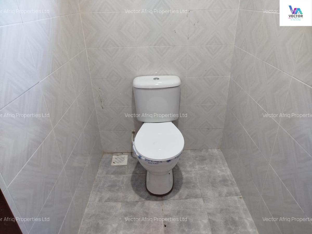 3 Bed House with En Suite in Kitengela - 11