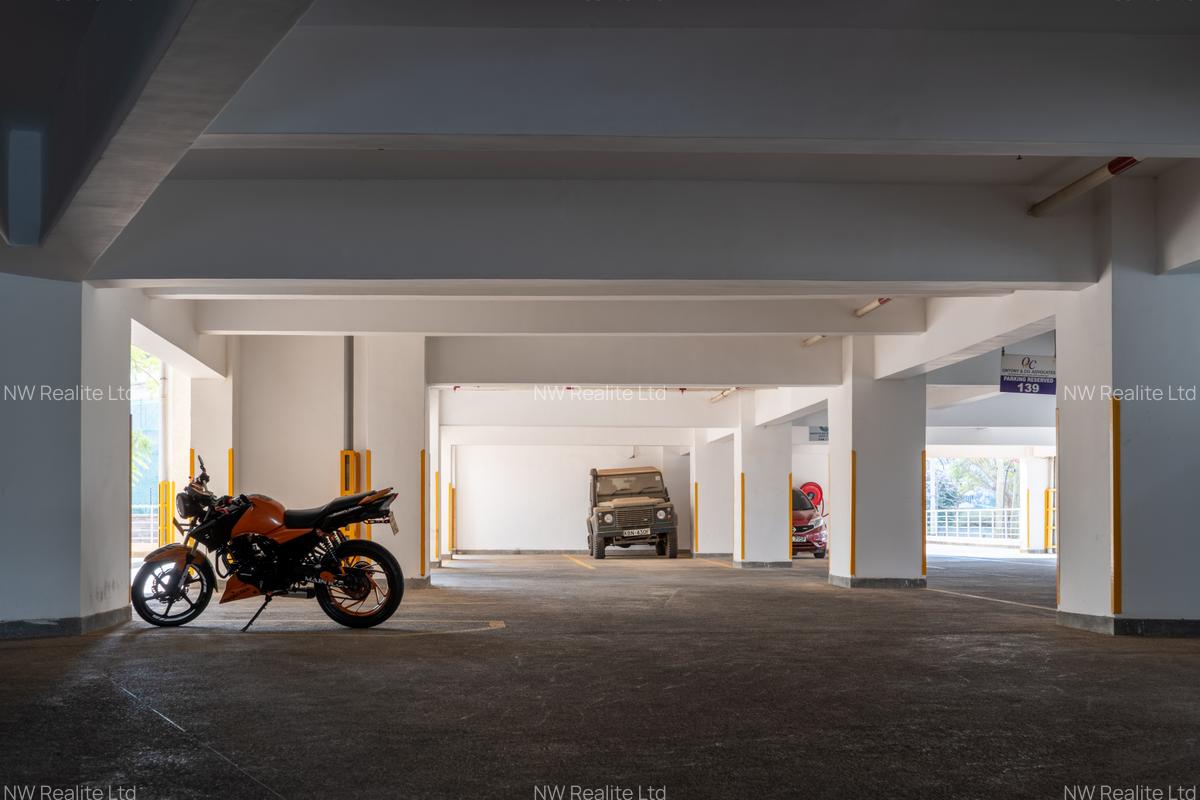 1,000 ft² Office with Service Charge Included in Upper Hill - 9