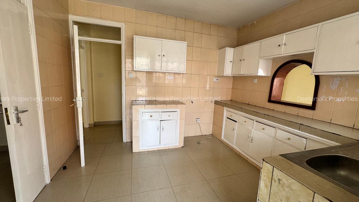 2 Bed Apartment with Swimming Pool in Langata - 5