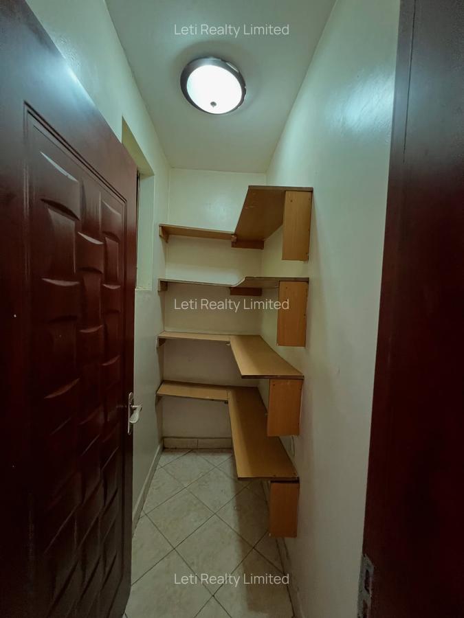 5 Bed Townhouse with En Suite in Kileleshwa - 9