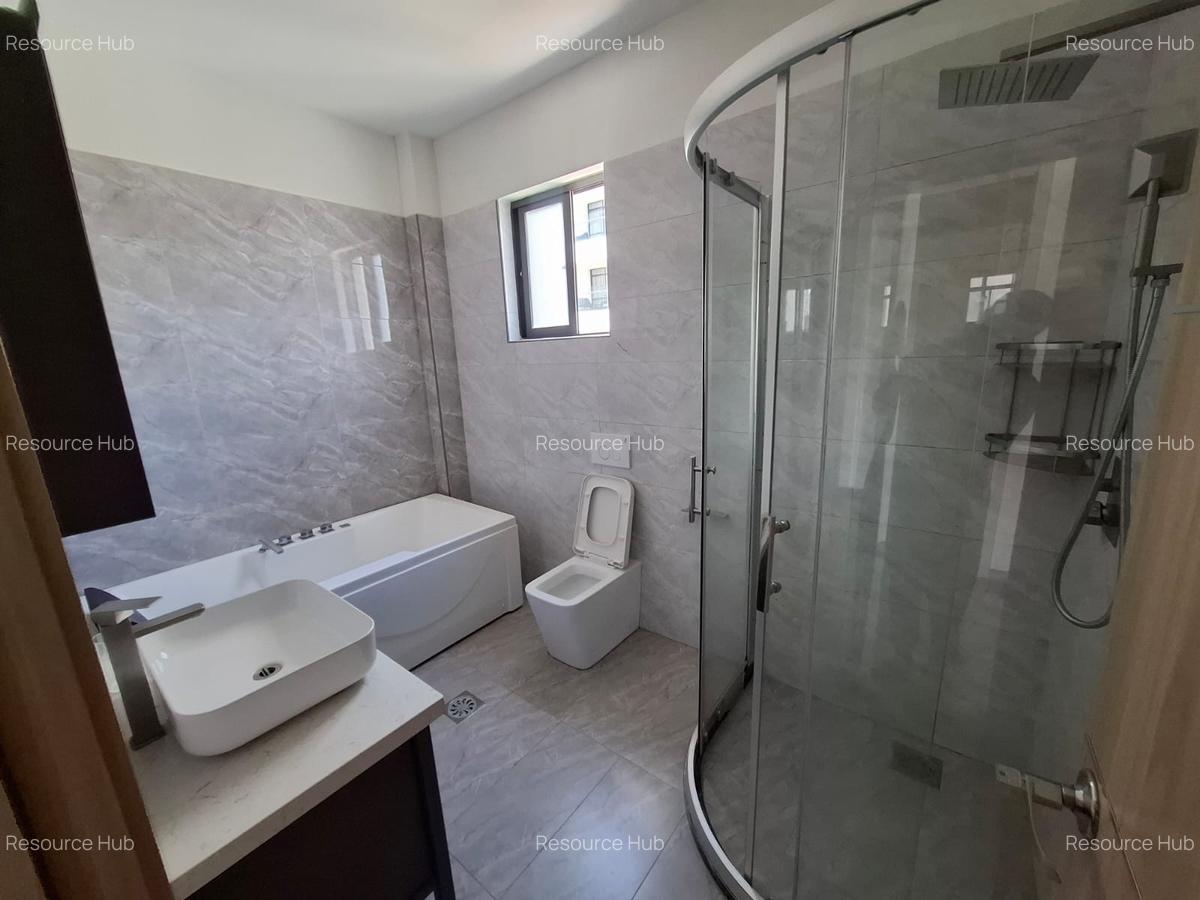 4 Bed Apartment with En Suite at Kilimani - 13