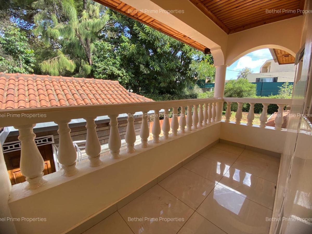 5 Bed House with En Suite in Nyari - 18