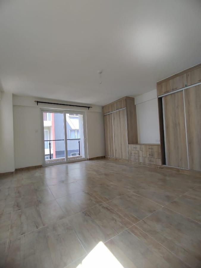 3 Bed Apartment with En Suite in General Mathenge - 10