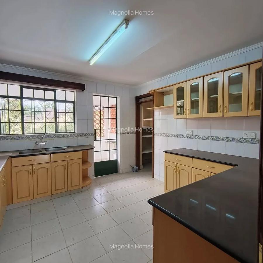 4 Bed Apartment in Lavington - 6