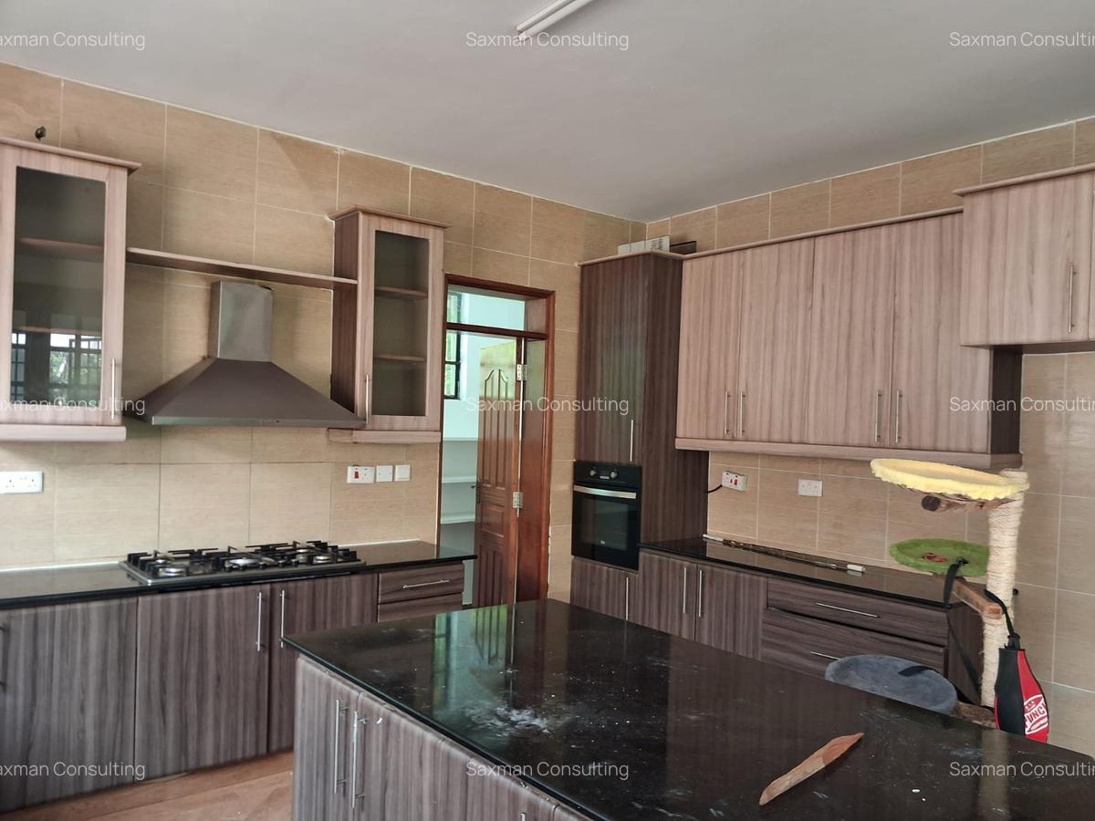 4 Bed House with En Suite in Karen - 2