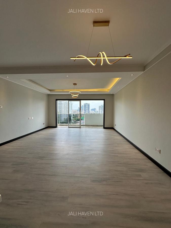 2 Bed Apartment with En Suite in Riverside - 1