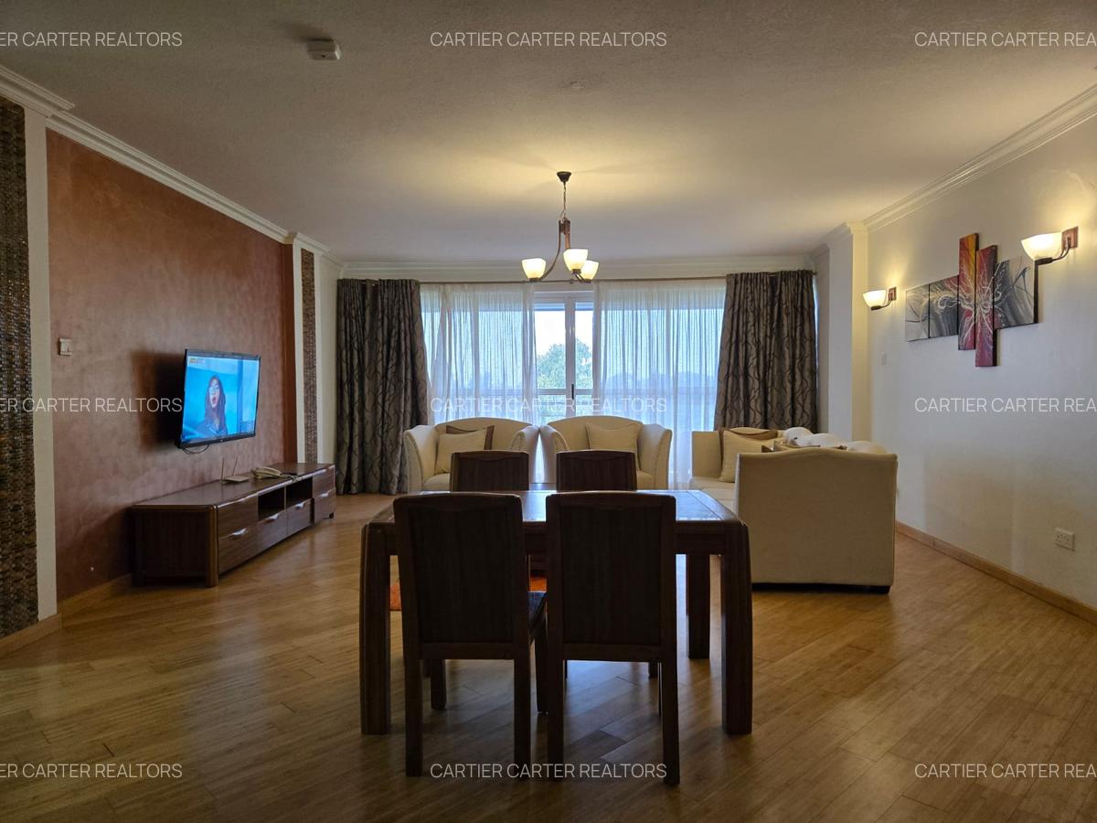 Serviced 2 Bed Apartment with En Suite at Four Ways Drive - 20