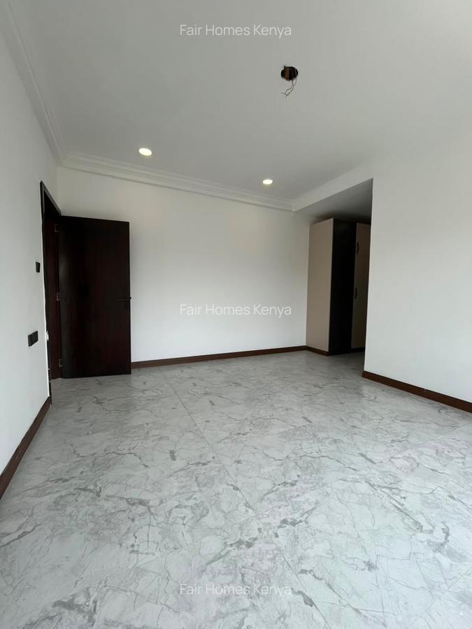 3 Bed Apartment with En Suite at Mandera Road - 18