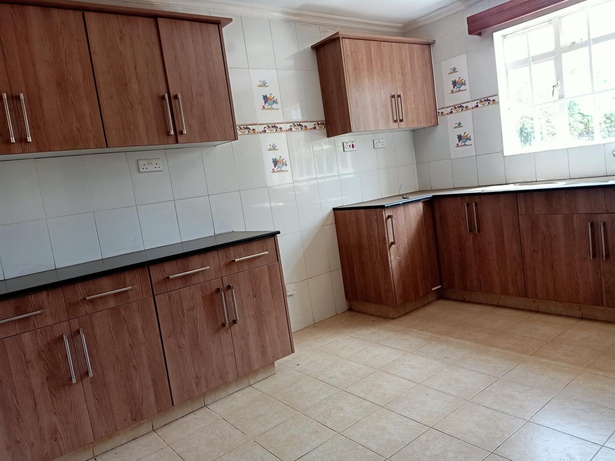 4 Bed House with En Suite at Off Paradise Lost Road - 4