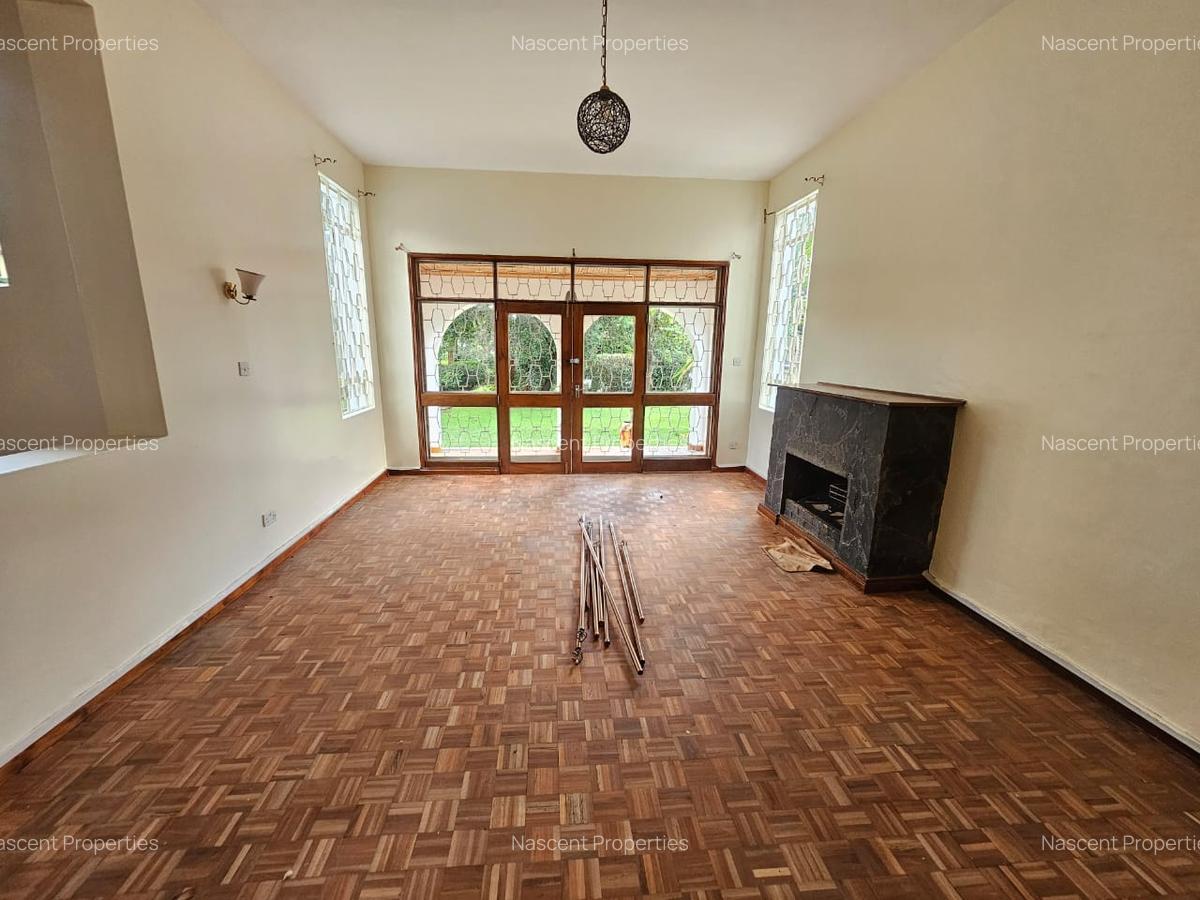 4 Bed House with En Suite in Runda - 5